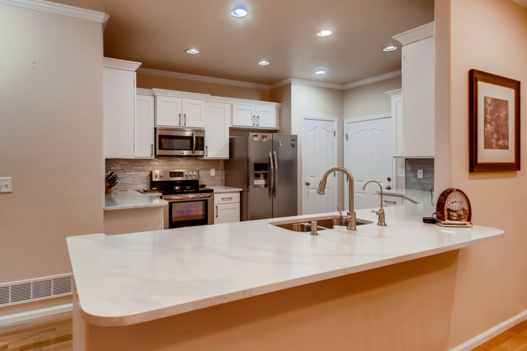 15501-East-112th-Ave-29D-Commerce-City-CO-Web-Quality-027-38-Lower-Level-Kitchen